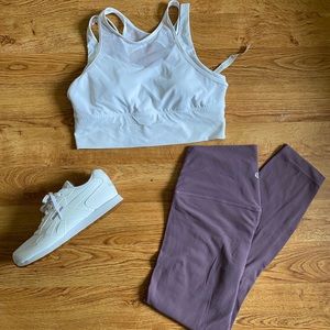 Lululemon Double tap bra size 10